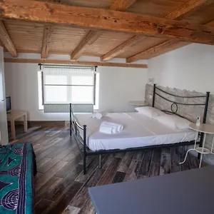  Appartamento Scuderi House 2 Italia